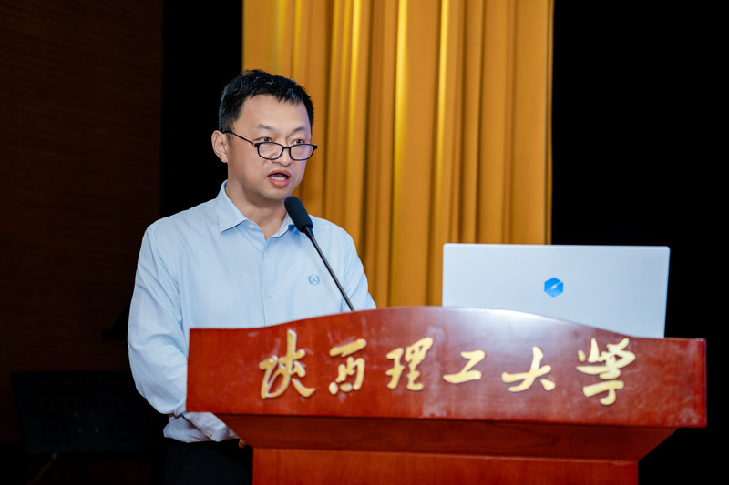 冯启山.jpg